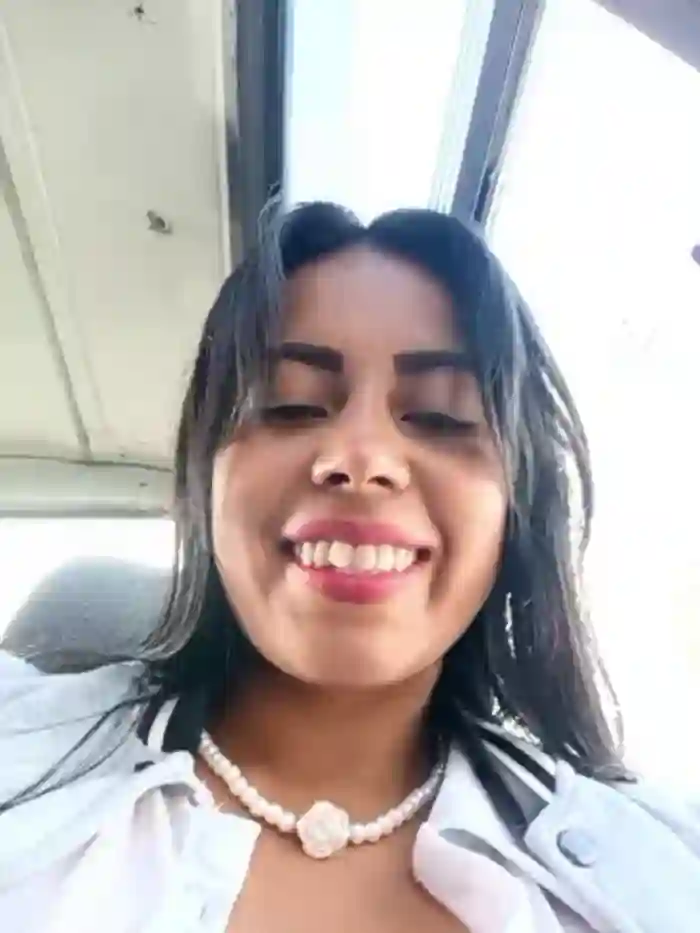 _andrea30