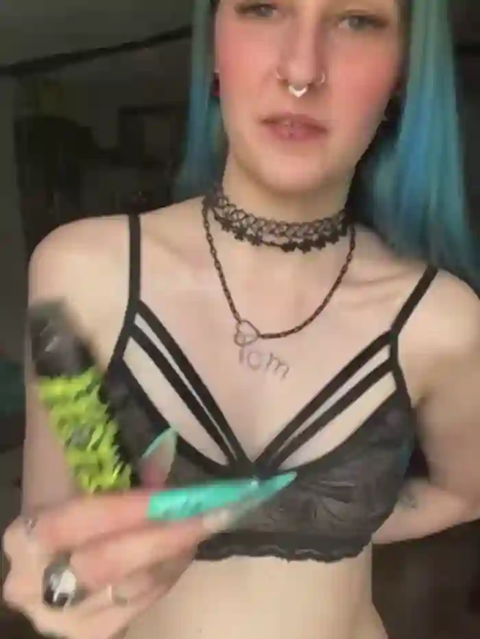 Mia420-