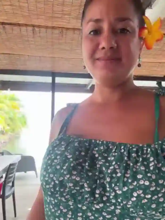 Vahine_tahiti987