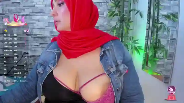 HijabiMilf