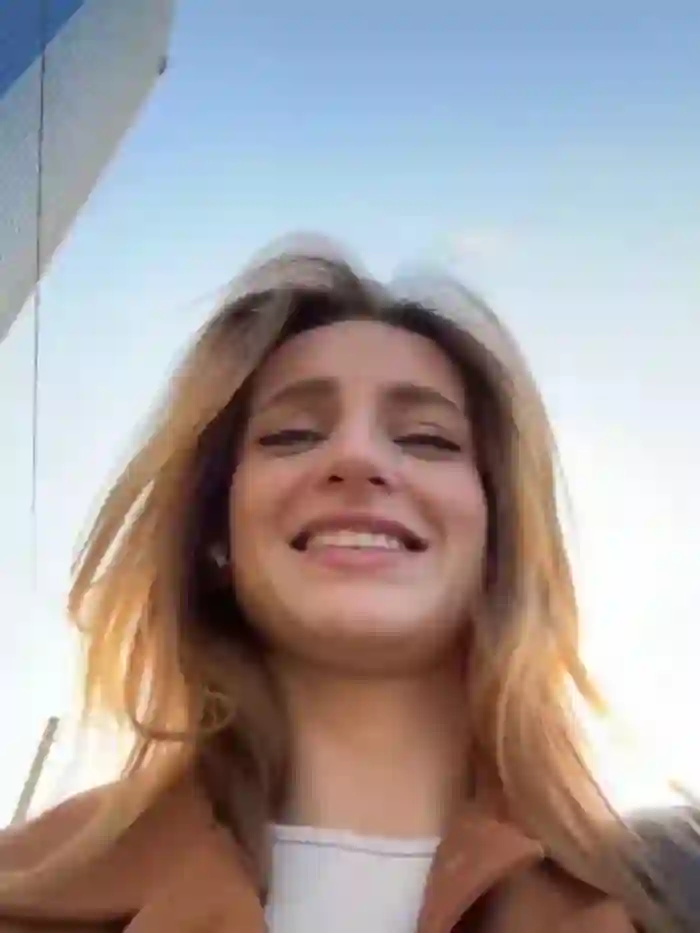 -AngelAri-