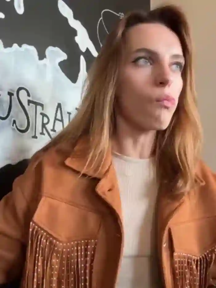 -AngelAri-
