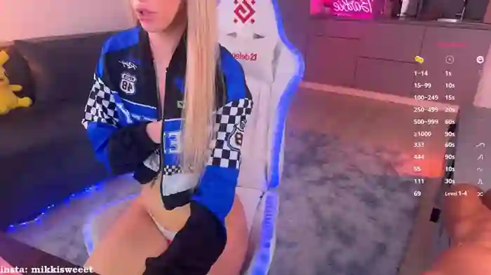 mikkixmeow