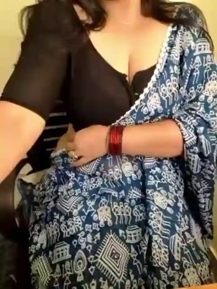 Mallu_MayaMadhav