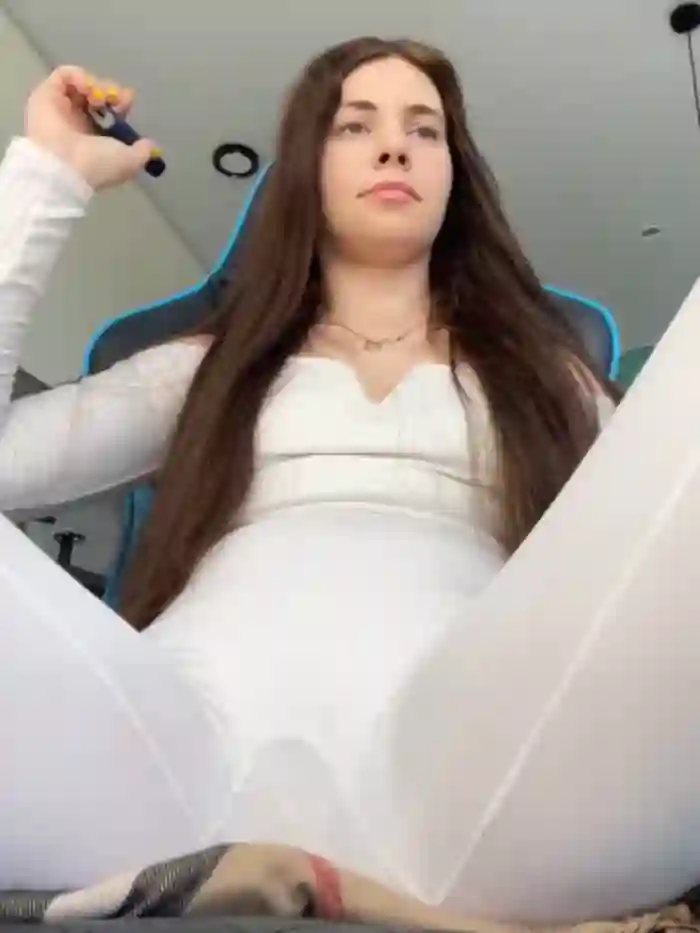 CurlyLara