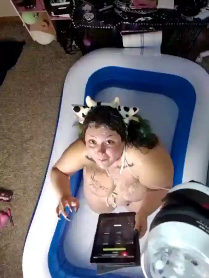 Cutegothcrybabyx