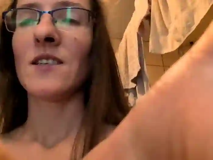 Milky_hairy_mommy