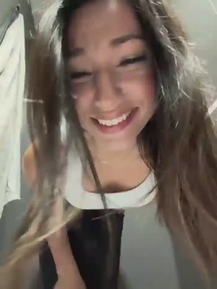 _MiaQueen_