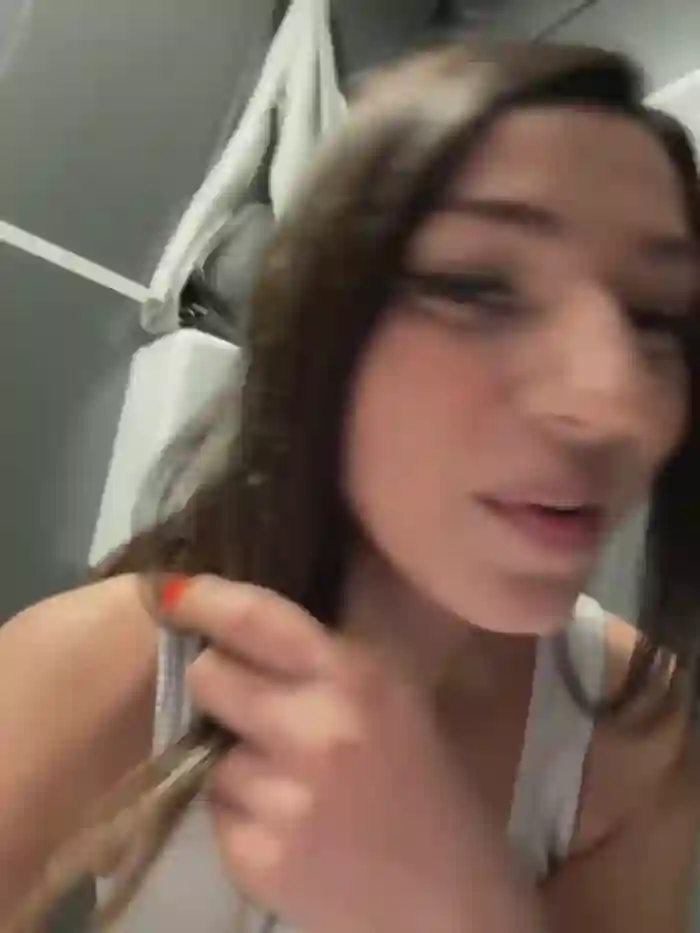_MiaQueen_