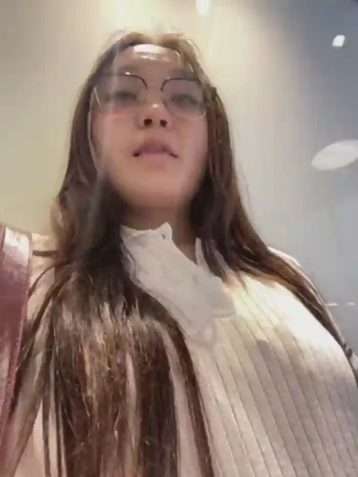 KissMeEva