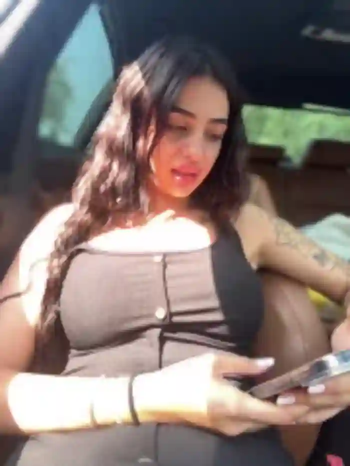 LaraVegas_