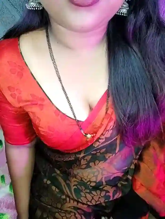 Divya_gowda_143