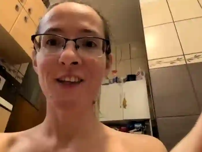 Milky_hairy_mommy