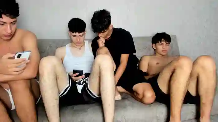 pelusos_mens