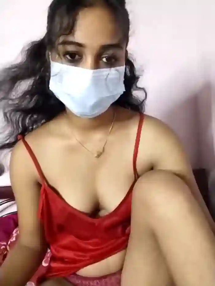 Cute-Janvi-5