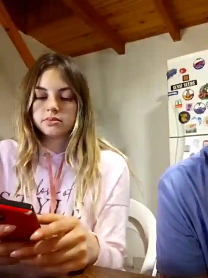 Elnonoykeila77