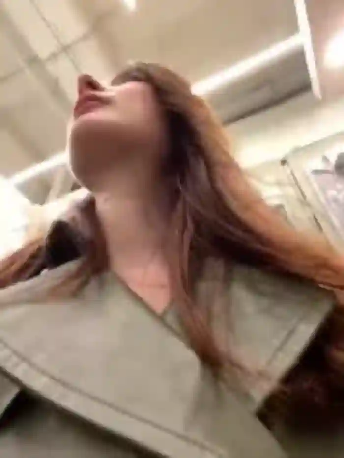 Dina_Tease