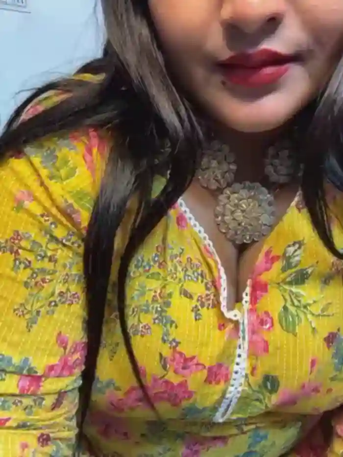 Ayesha_mahi