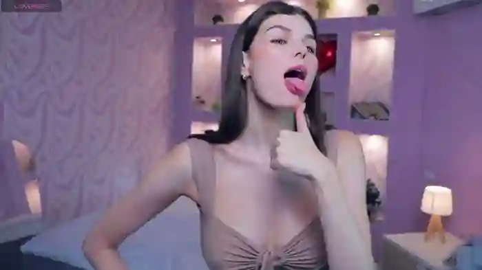 FloraDobb
