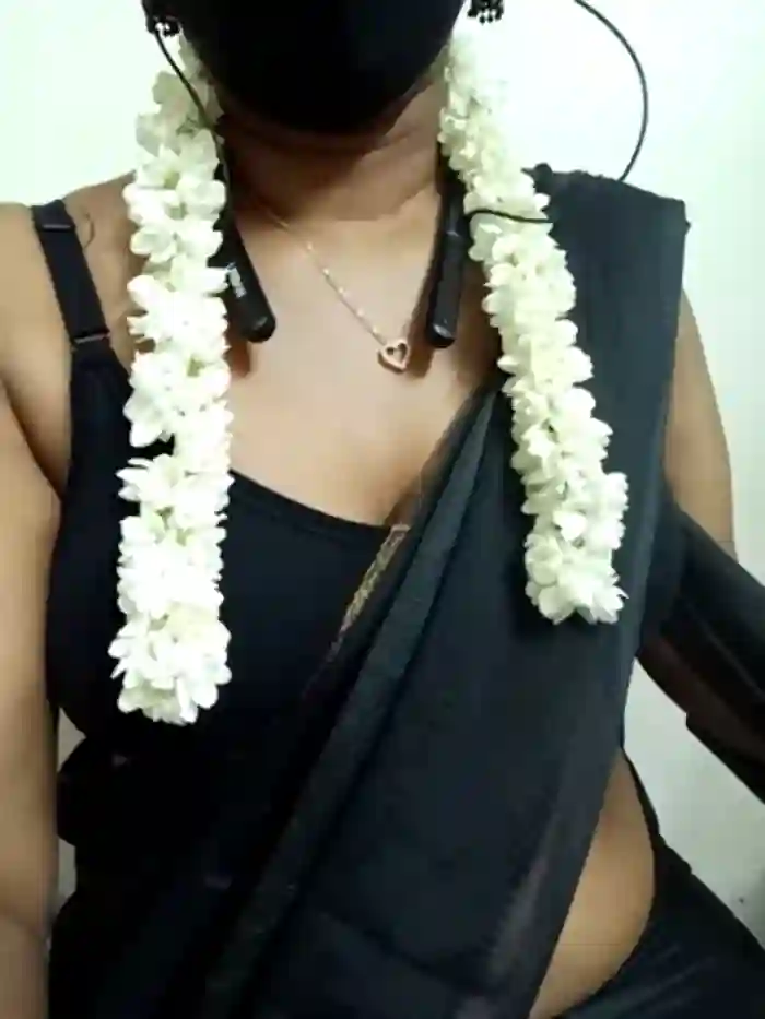 Maaya_sweety