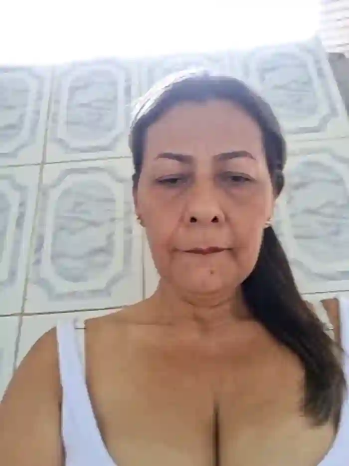 Mia-funny20