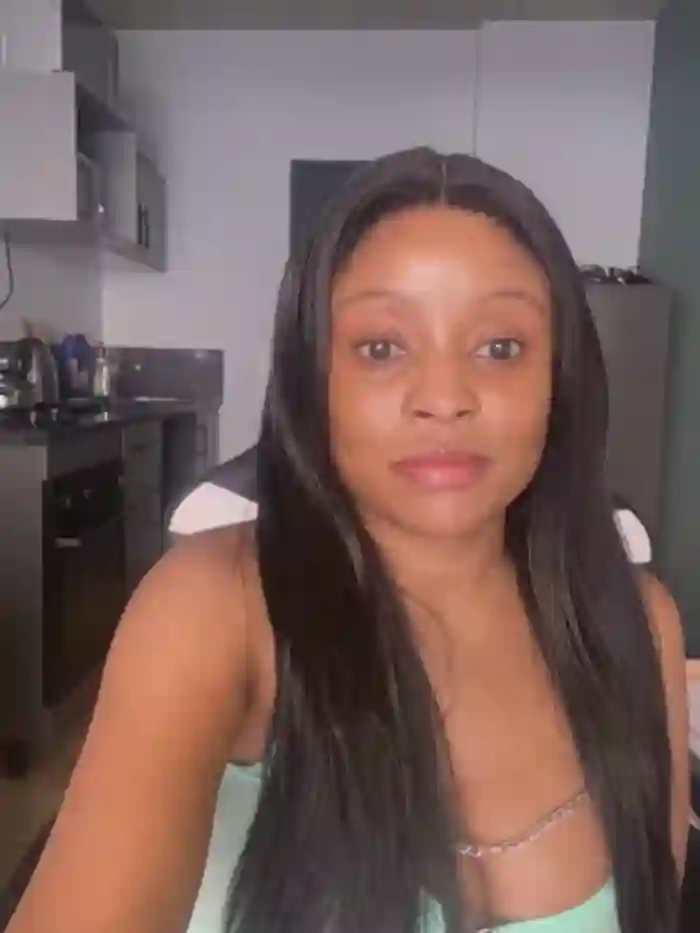 SexyDee025