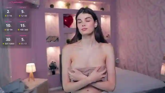 FloraDobb