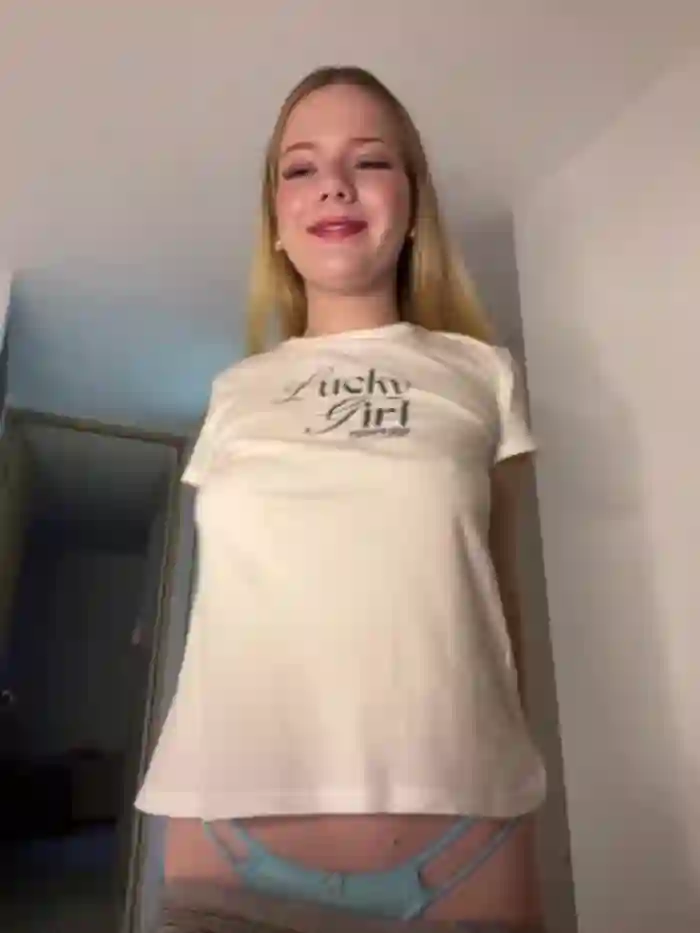 NicoleCut