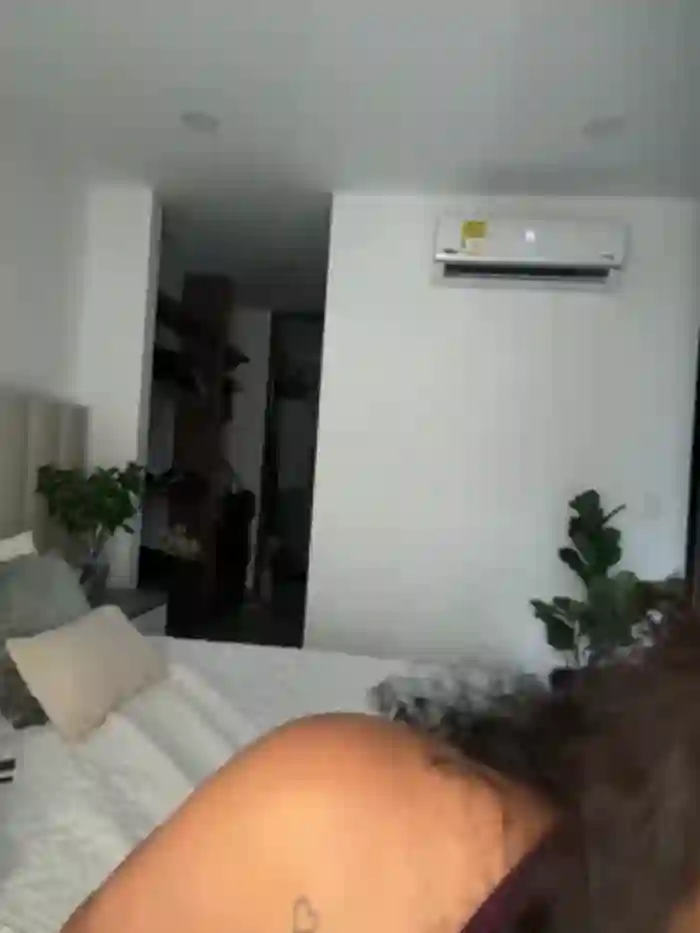 Brunettexio