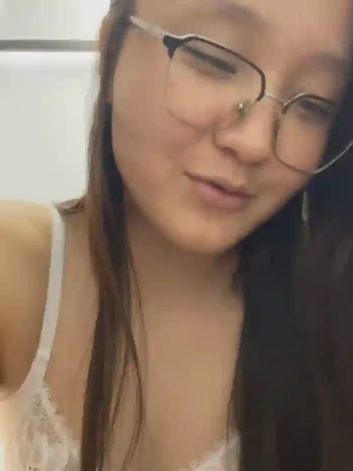 KissMeEva