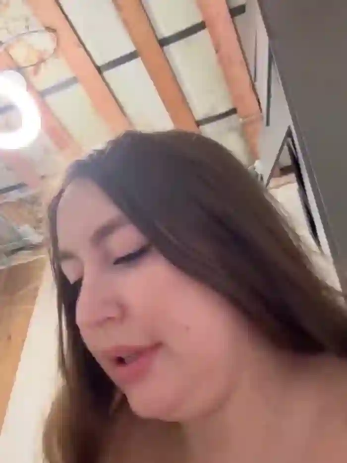 Lady_MiaOlson