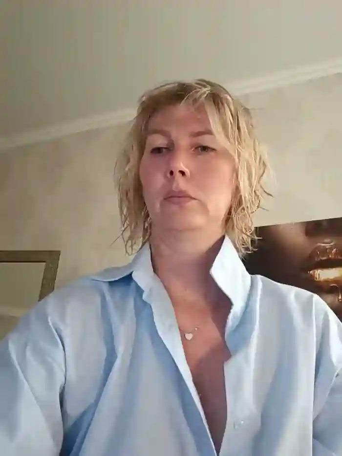 stellahere8
