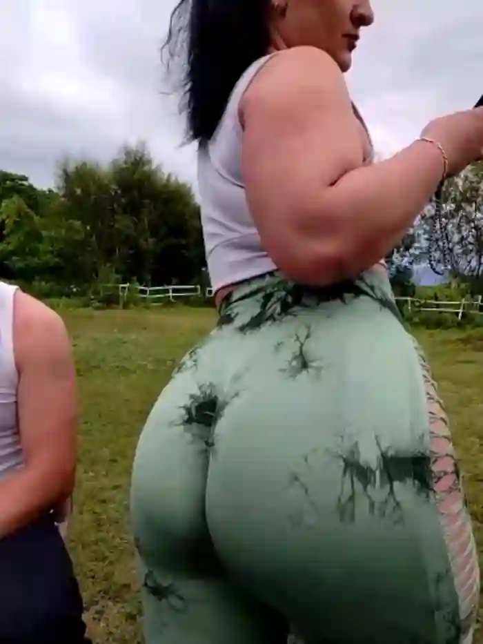 _KissMyAss_