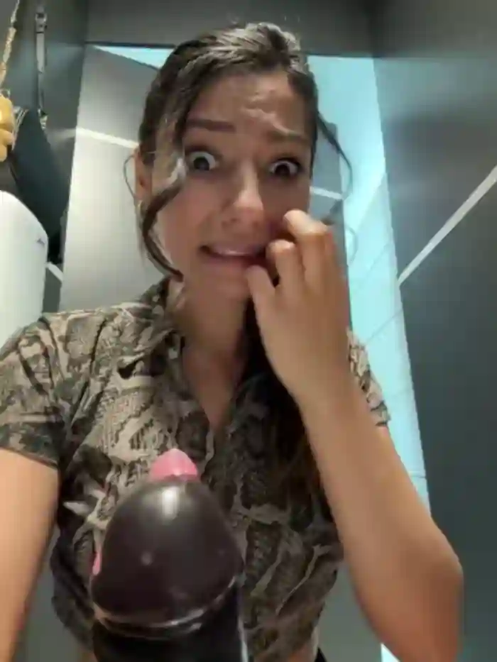 _MiaQueen_