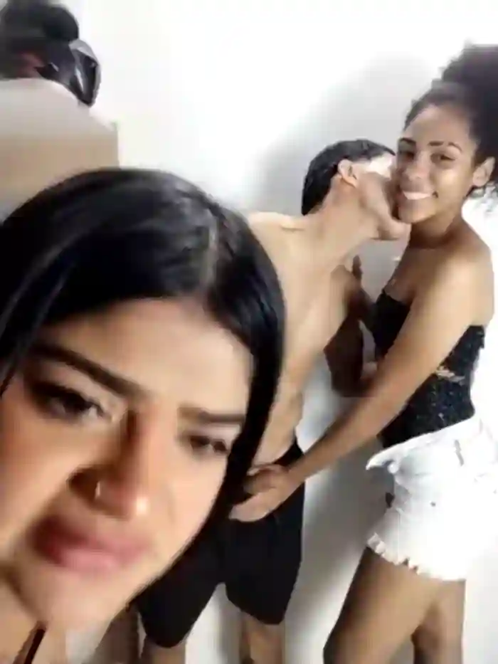royalgirls_x