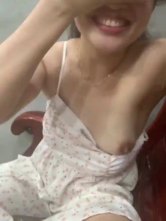 Lyzi_lovely01