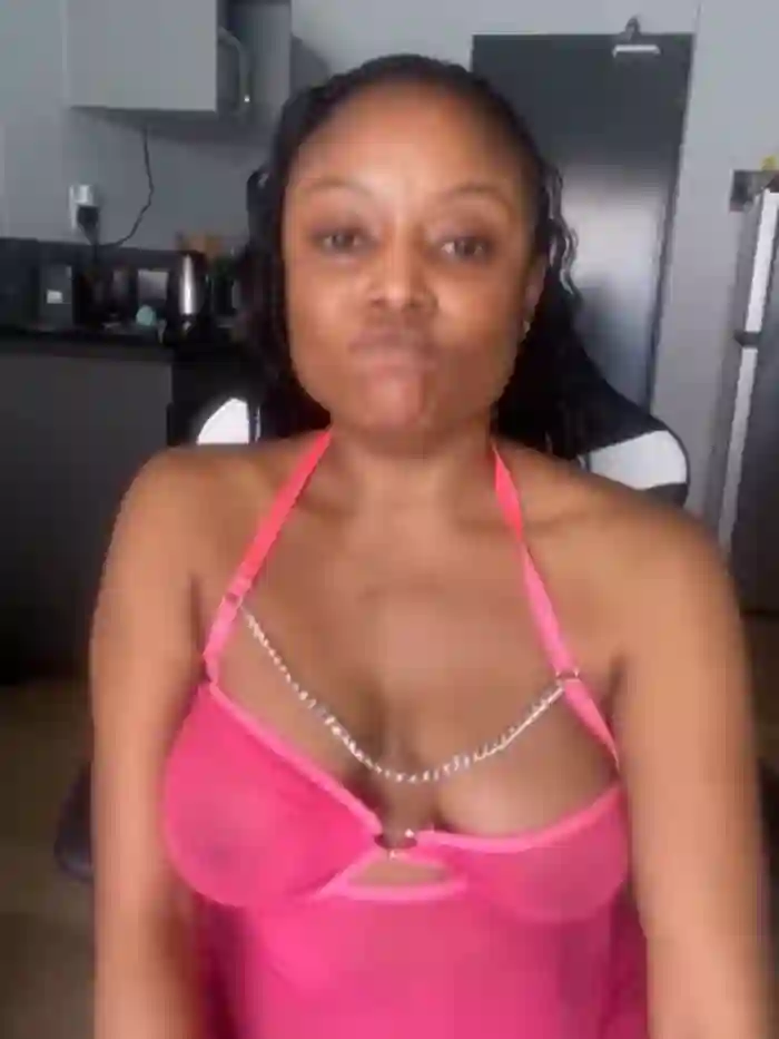 SexyDee025