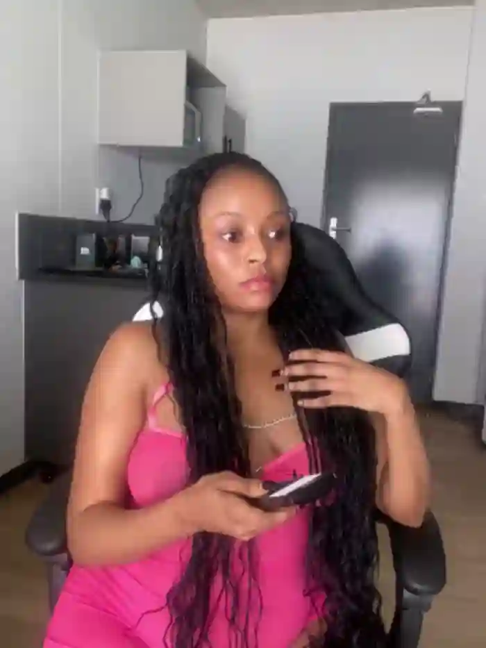 SexyDee025