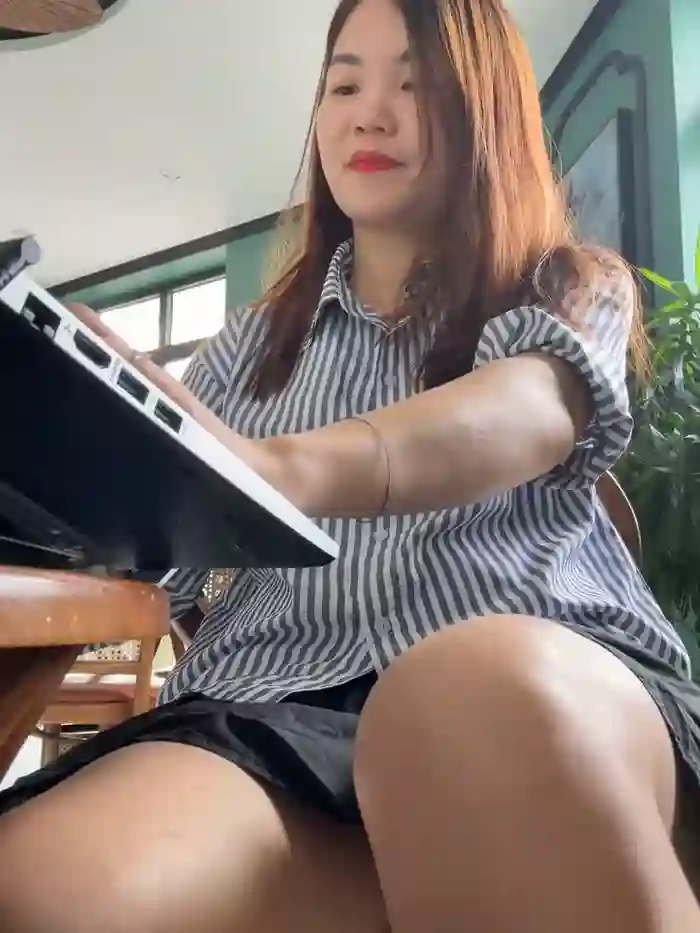 Emily_9xx