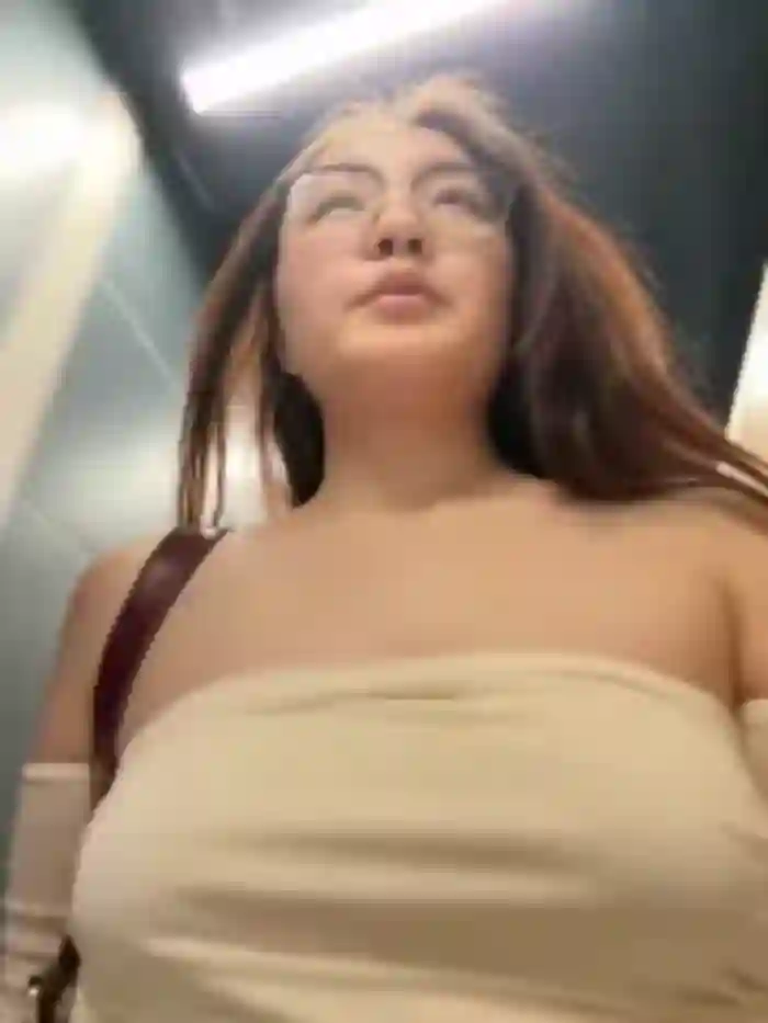 KissMeEva