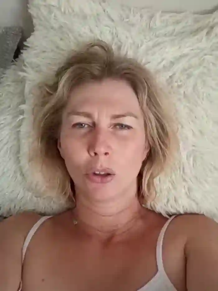 stellahere8