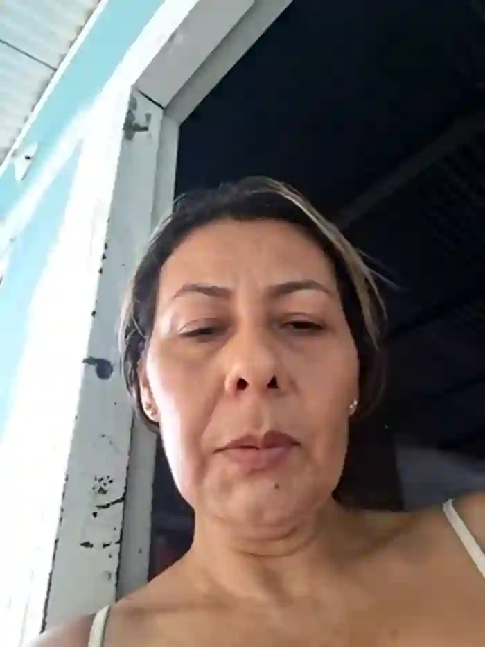 Mia-funny20
