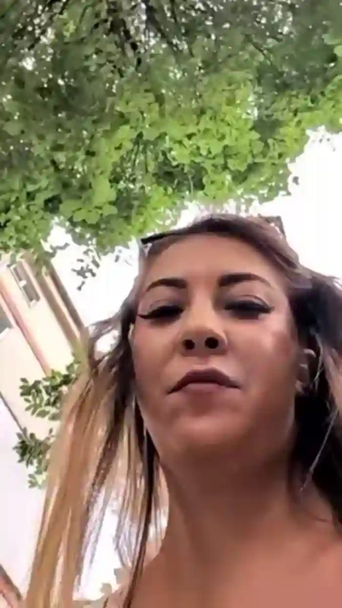 Risky_girl23