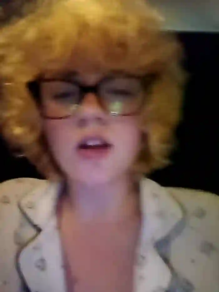 mcjbgfhjghiiiiujfyf