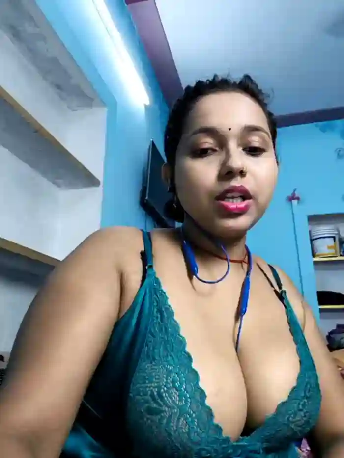 Sexy_Nelam