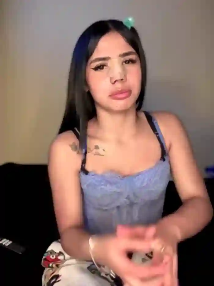 Laura-Khalifa