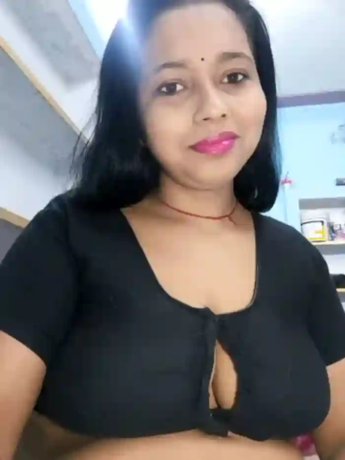 Sexy_Nelam