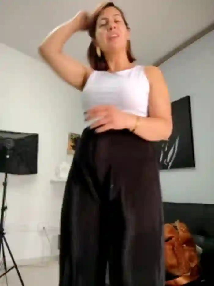 scarlett_moore