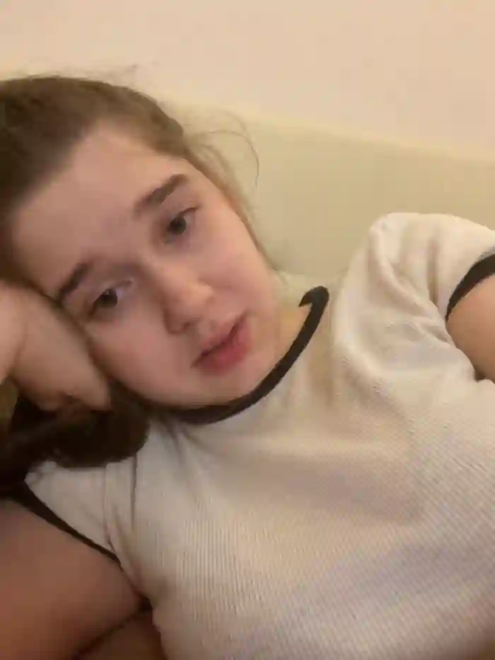 HornyGirlH