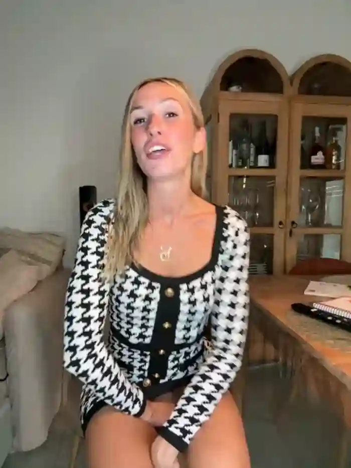 lola_tentatiion
